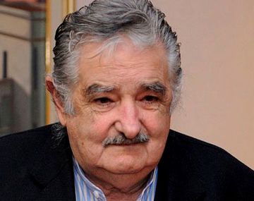 Mujica echó a otro funcionario por criticar a la Argentina
