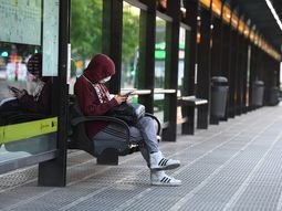 Suspenderán la SUBE a los trabajadores no esenciales que utilicen el transporte público