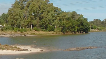 El Arroyo Pando sufre la sequía que afecta a todo Uruguay. El Arroyo Pando sufre la sequía que afecta a todo Uruguay.