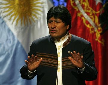 Evo agradeció por el trabajo que se les da a los bolivianos