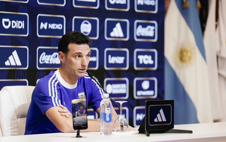 Scaloni en la previa ante Mauritania: Messi va a jugar los dos partidos para que disfruten