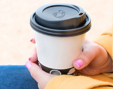 Fabricarán en Argentina los vasos de papel para cafeterías y locales de comida rápida