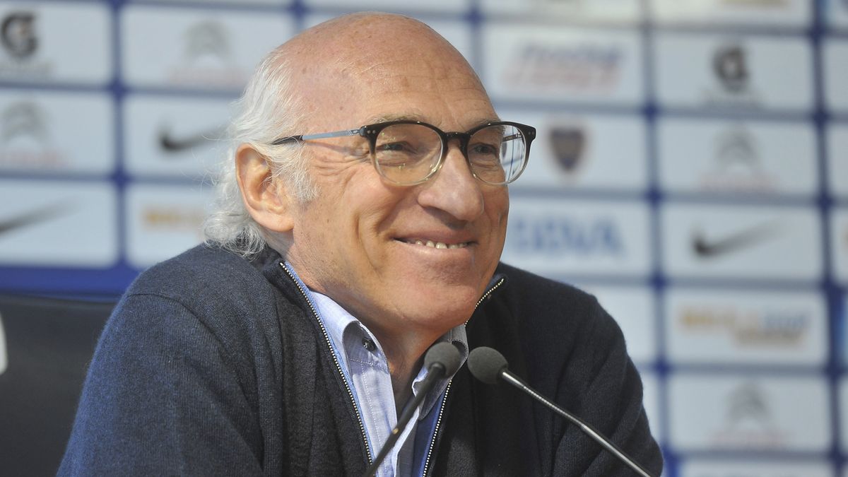 Carlos Bianchi habló sobre la chance de volver a dirigir a Vélez