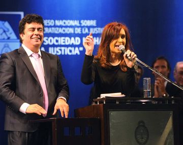 Con un llamado a la unidad