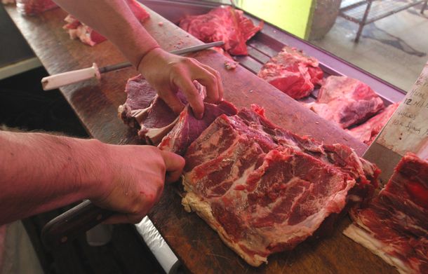 Productores de carne desmintieron al Gobierno: El kilo de asado está a $97