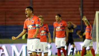 insolito: tigre usara un chip implantado en el cuerpo para entrar a su estadio insolito: tigre usara un chip implantado en el cuerpo para entrar a su estadio