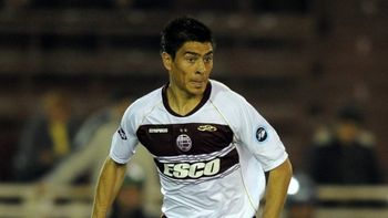 polemica en el torneo final: ¿a lanus lo ayudan los arbitros? polemica en el torneo final: ¿a lanus lo ayudan los arbitros?