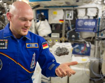 Mañana caerá un meteorito por segunda vez