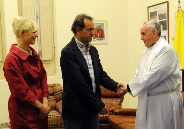 El Papa llamó a Scioli para solidarizarse por la tragedia