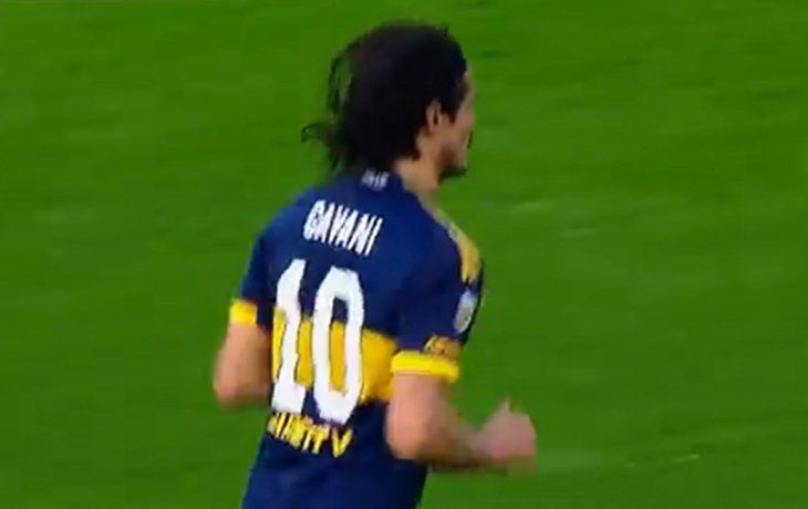 Los hinchas de Boca estallaron contra Velasco y Cavani tras el clásico