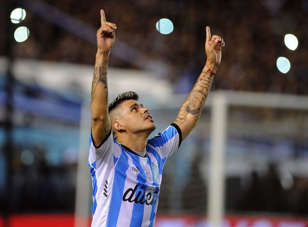 Sufre Racing: Bou volvió a lesionarse y podría perderse el duelo ante Boca