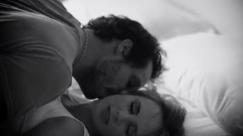 el sensual videoclip de julieta cardinali y gonzalo valenzuela el sensual videoclip de julieta cardinali y gonzalo valenzuela