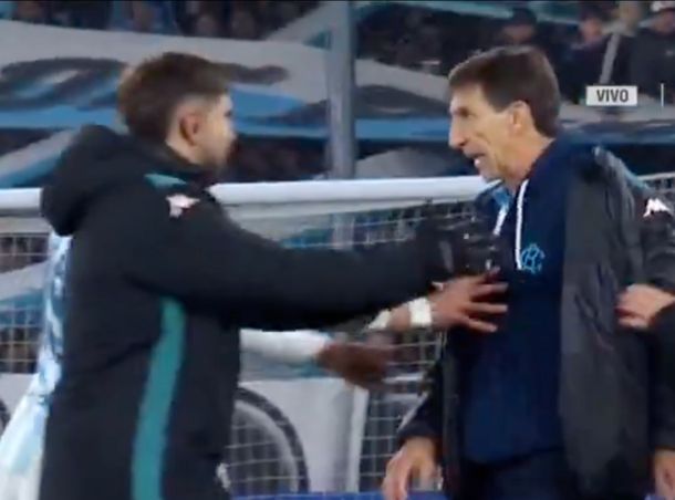 Ladrón: así explotó Gustavo Costas contra el árbitro en la derrota de Racing ante Tigre