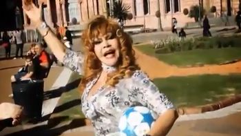 polemico clip de la tigresa de oriente en plaza de mayo polemico clip de la tigresa de oriente en plaza de mayo