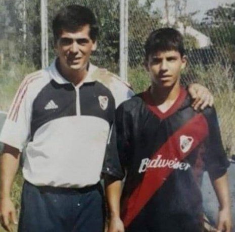 El Kun Agüero volvió a hablar de su foto con la camiseta de River: ¿qué dijo?