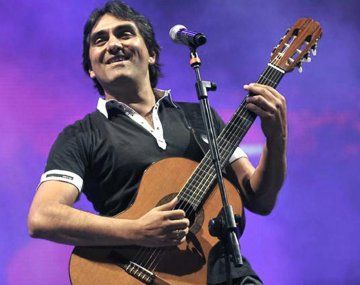 Kike Teruel deja Los Nocheros y se retira de la música