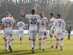 atento martino: vazquez, vietto y dybala no paran de brillar en europa atento martino: vazquez, vietto y dybala no paran de brillar en europa