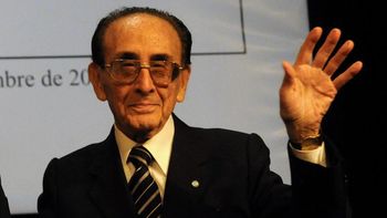 Carlos Fayt, ex ministro de la Corte Suprema, falleció a los 98 años en el Instituto del Diagnóstico Carlos Fayt, ex ministro de la Corte Suprema, falleció a los 98 años en el Instituto del Diagnóstico