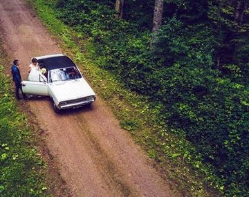 ¿Es esta la foto de bodas más escandalosa de la historia?