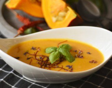 La sopa de huesos saludable para el cuerpo y para producir colágeno
