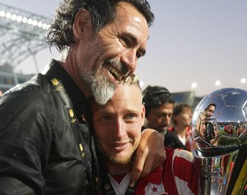 El fuerte mensaje de Eduardo Domínguez a los hinchas y la incertidumbre por su futuro en Estudiantes