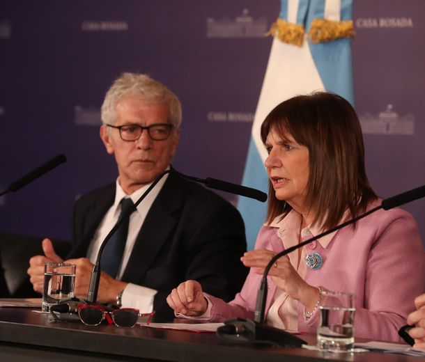 Patricia Bullrich, junto a Mariano Cúneo Libarona.