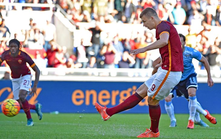 ¿El Ceballos italiano? Polémica por este dudoso penal en el clásico de Roma