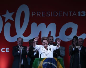 Rousseff exhortó a los brasileños a hacer avanzar al país