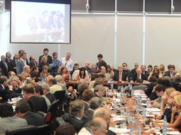 presentaron amparo para evitar debate del acuerdo con iran presentaron amparo para evitar debate del acuerdo con iran