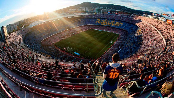Ganó el triplete con el Barcelona y fue dirigido por Luis Enrique