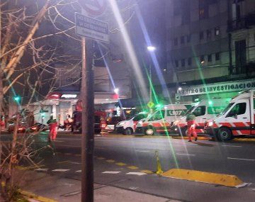 El padre de la familia que vivía en el departamento incendiado se encuentra en terapia intensiva