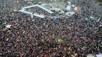 crece la violencia entre partidarios y opositores a mursi crece la violencia entre partidarios y opositores a mursi