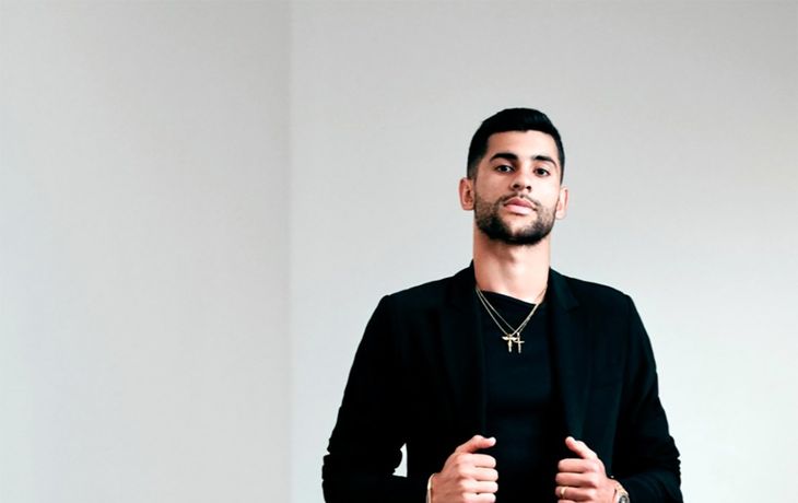 El debut del Cuti Romero como modelo