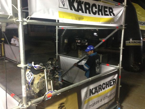 Mirá cómo se lavaron los vehículos del Dakar