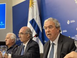 Luis Alberto Heber, ministro del Interior de Uruguay. Luis Alberto Heber, ministro del Interior de Uruguay.