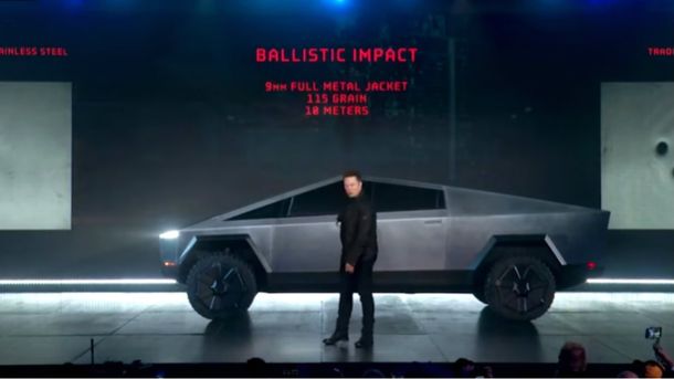 Papelón de Elon Musk al presentar el Cybertruck, la pickup de Tesla