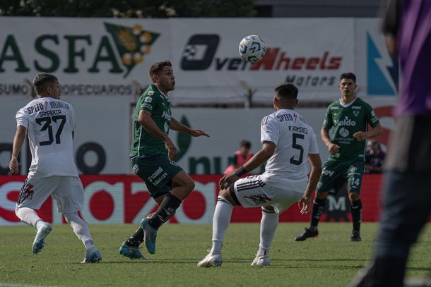 Torneo Apertura: Sarmiento se impuso 2-1 ante Deportivo Riestra