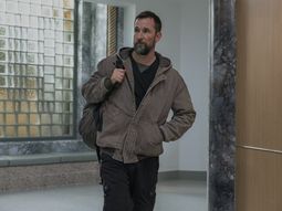 La temporada 1 de The Pitt llega a Warner Channel: cuándo y a qué hora