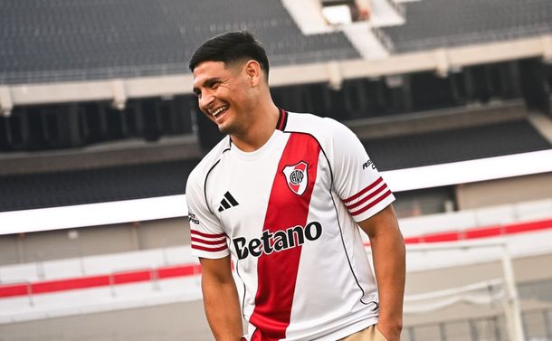 Maxi Salas y el cruce con Racing: Se dice mucho que Marcos Rojo va a lastimar, pero es un jugador respetuoso