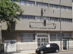 Amenaza de bomba en un colegio de Caballito