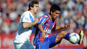 velez y san lorenzo, mano a mano por el titulo en liniers velez y san lorenzo, mano a mano por el titulo en liniers