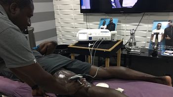 ¿se baja de los juegos olimpicos? bolt se lesiono una pierna ¿se baja de los juegos olimpicos? bolt se lesiono una pierna