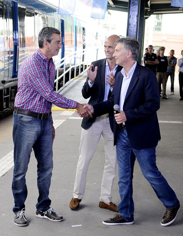 Randazzo criticó los despidos, la aceleración de precios y el tarifazo