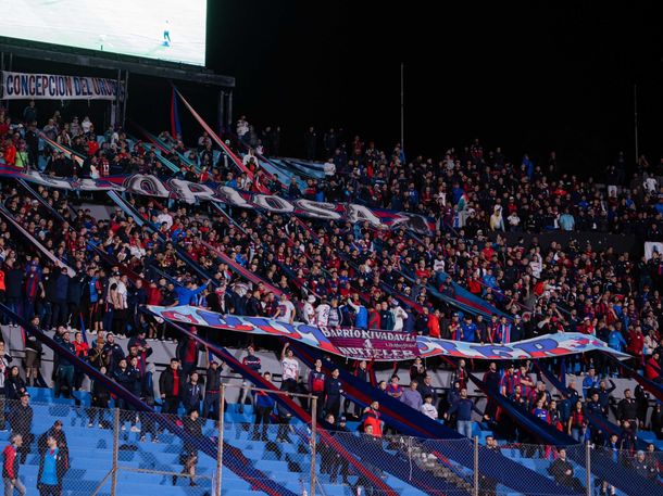 El fuerte enojo de los hinchas de San Lorenzo: Se cagan en la gente