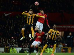 con gol de marcos rojo, el manchester united derroto al cambridge por la fa cup con gol de marcos rojo, el manchester united derroto al cambridge por la fa cup