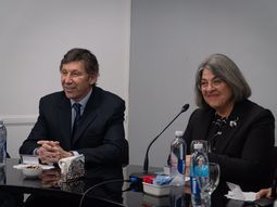 Gustavo Posse junto a Daniella Levine Cava.