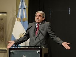 bajate de la moto, no es saludable bajate de la moto, no es saludable