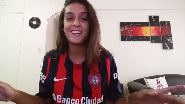 Melina de Piano cantando Despacito