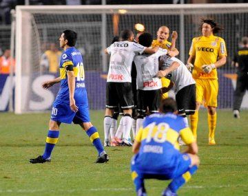 La camiseta de Corinthians con la que calentó la previa ante Boca