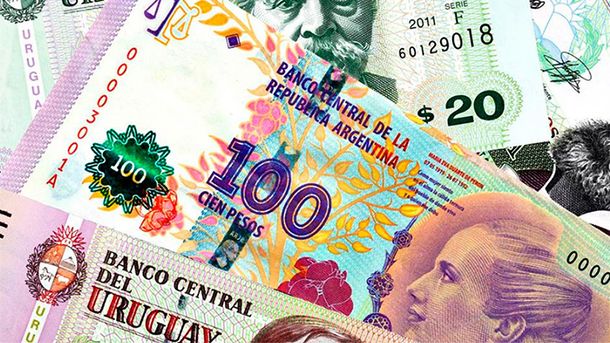 ¿Impacta el éxodo de compras a Argentina en el hundimiento del dólar?